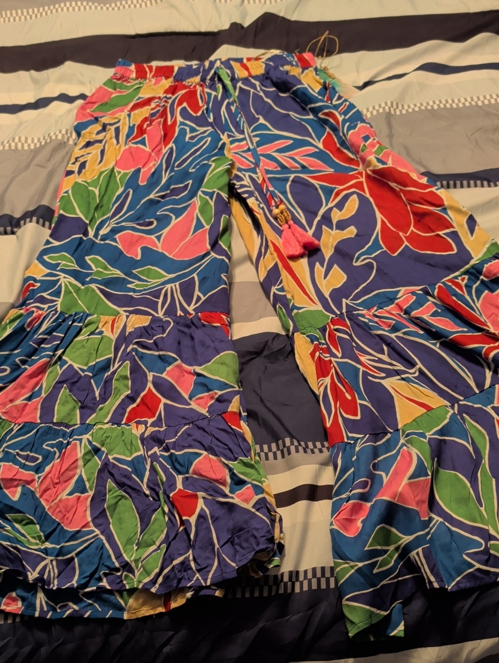True Destinations Tropical Print Wide-Leg Pants in Navy, Red & Teal